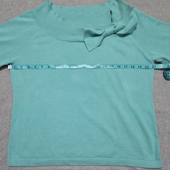 Sag Harbor Teal Aqua Knit Top Asymmetric Neckline with Bow Detail Size Large - Picture 9 of 11